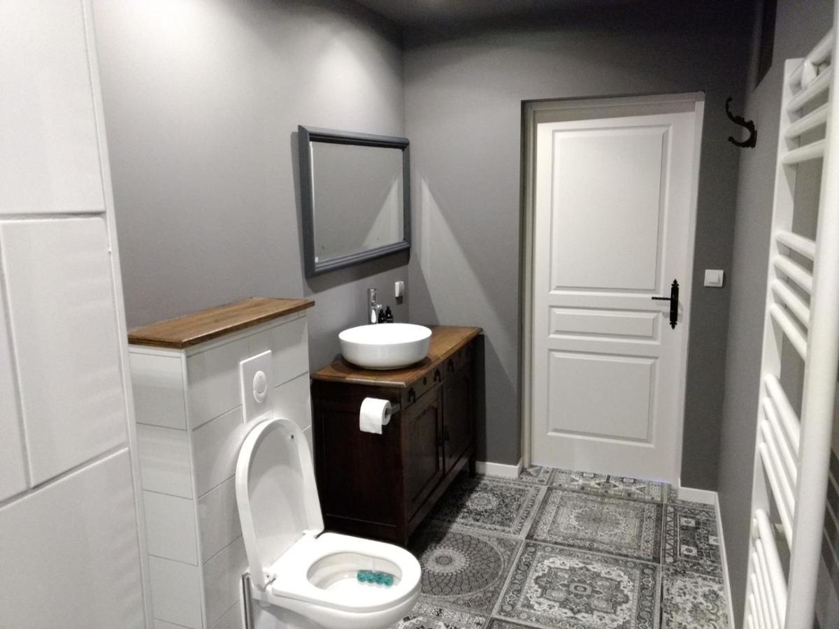 Le Voila Bed & Breakfast Melay  Bagian luar foto