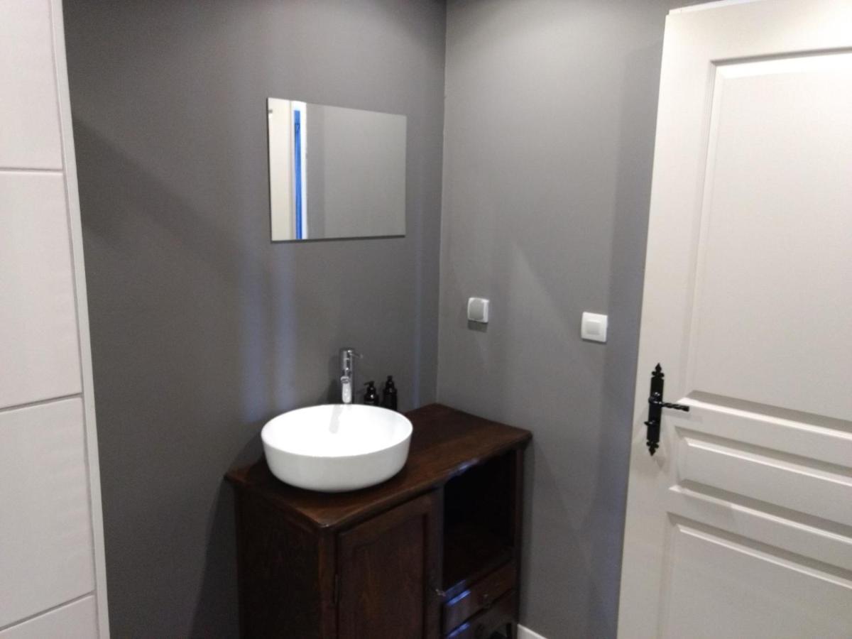 Le Voila Bed & Breakfast Melay  Bagian luar foto